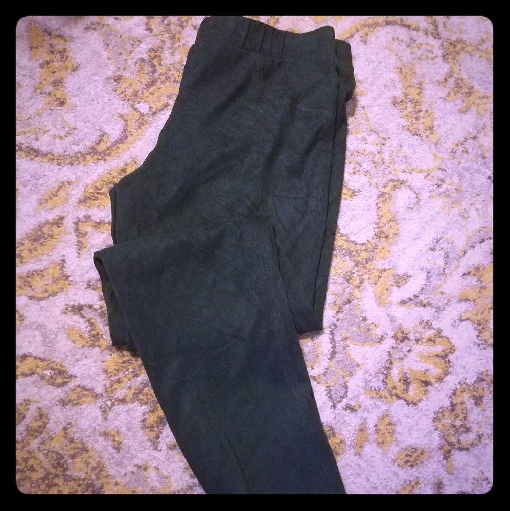 Karen Kane Faux Suede Skinny Fit Pants